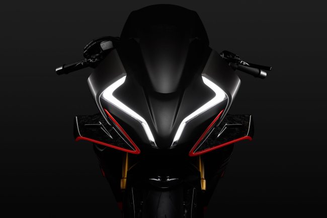 SR-C21